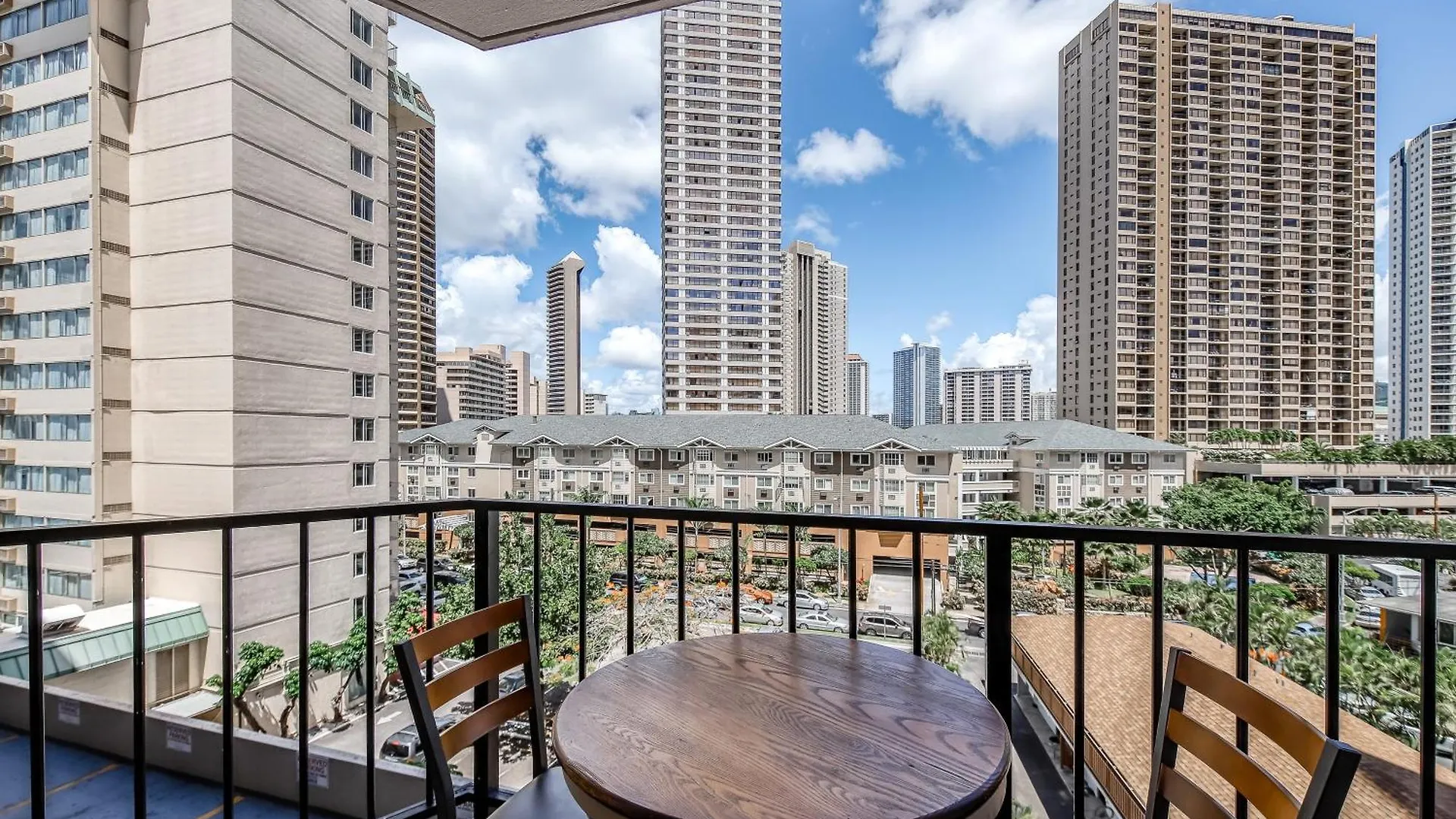 Apartments At Palms Waikiki Honolulu Holiday home